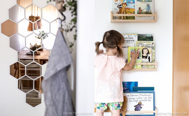 Kinderzimmer und Spiegel