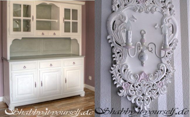 Buffetschrank und Wandlampe