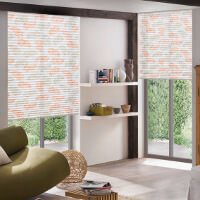 Fensterdekoration mit Plissees